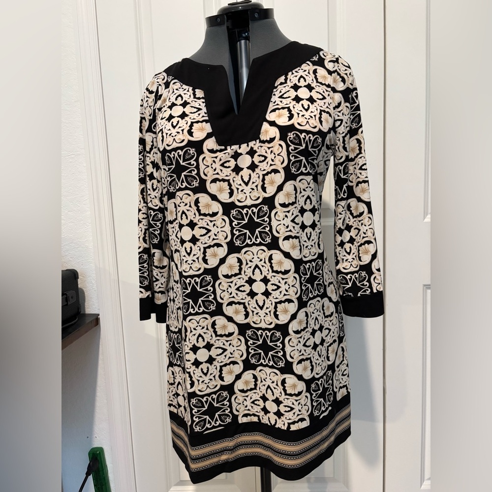 White House Black Market Tunic